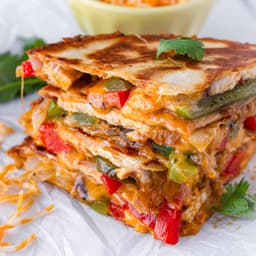 Quesadillas di carne, peperoni e Piave (L,G)