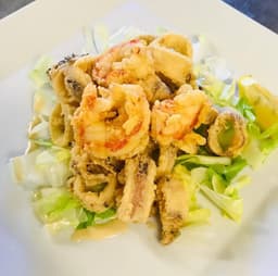 Fritto di gamberi atlantici e calamari della Patagonia (G)